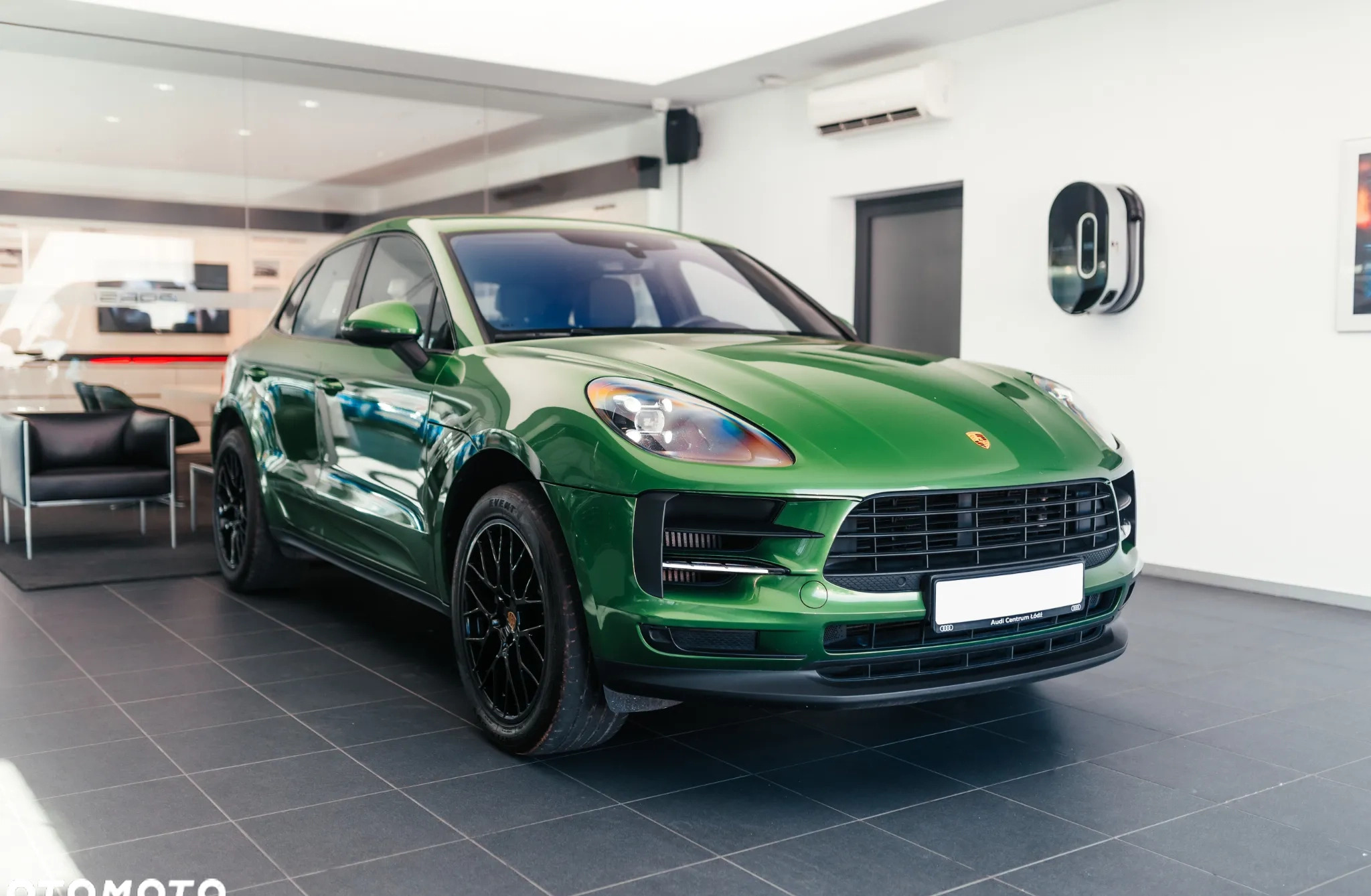 Porsche Macan cena 269900 przebieg: 87800, rok produkcji 2020 z Gryfice małe 254